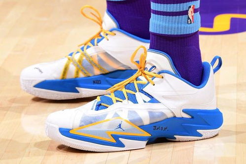 耐克新品引爭(zhēng)議 為何與國產(chǎn)品牌籃球鞋“撞臉”？