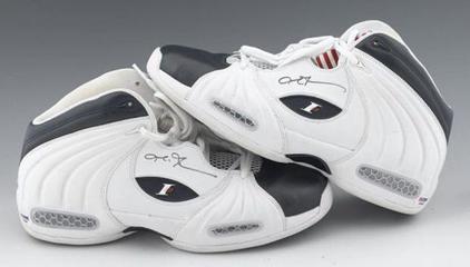 引擎轟鳴，極速美學 融合跑車元素的球鞋設計合集